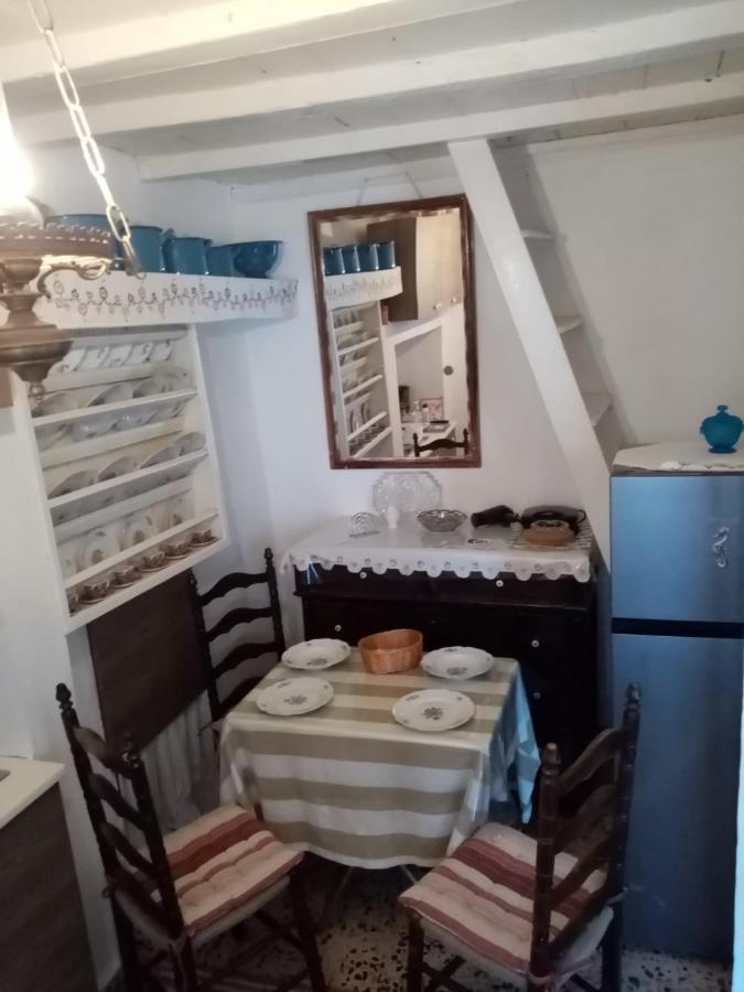 Marthas Traditional House Сими Экстерьер фото