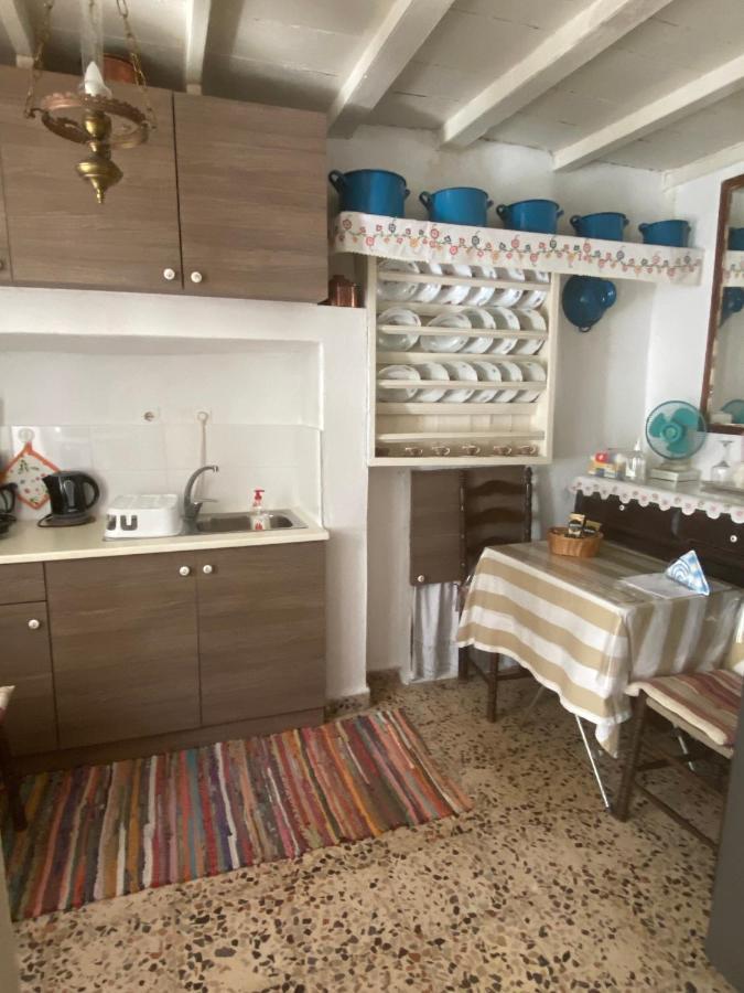 Marthas Traditional House Сими Экстерьер фото