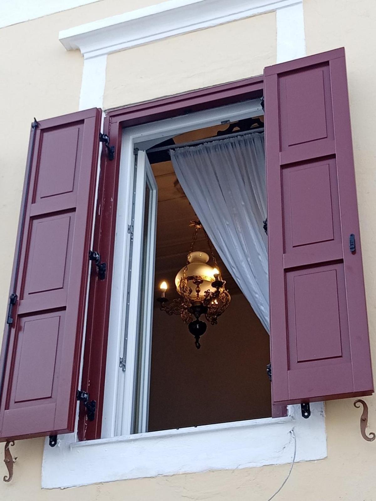 Marthas Traditional House Сими Экстерьер фото